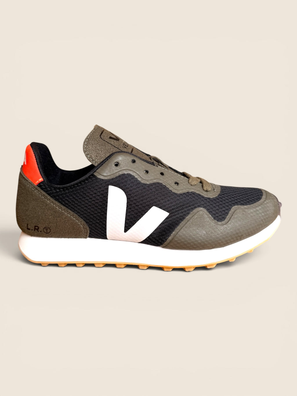 Veja Sneaker - Olive/Schwarz/Orange