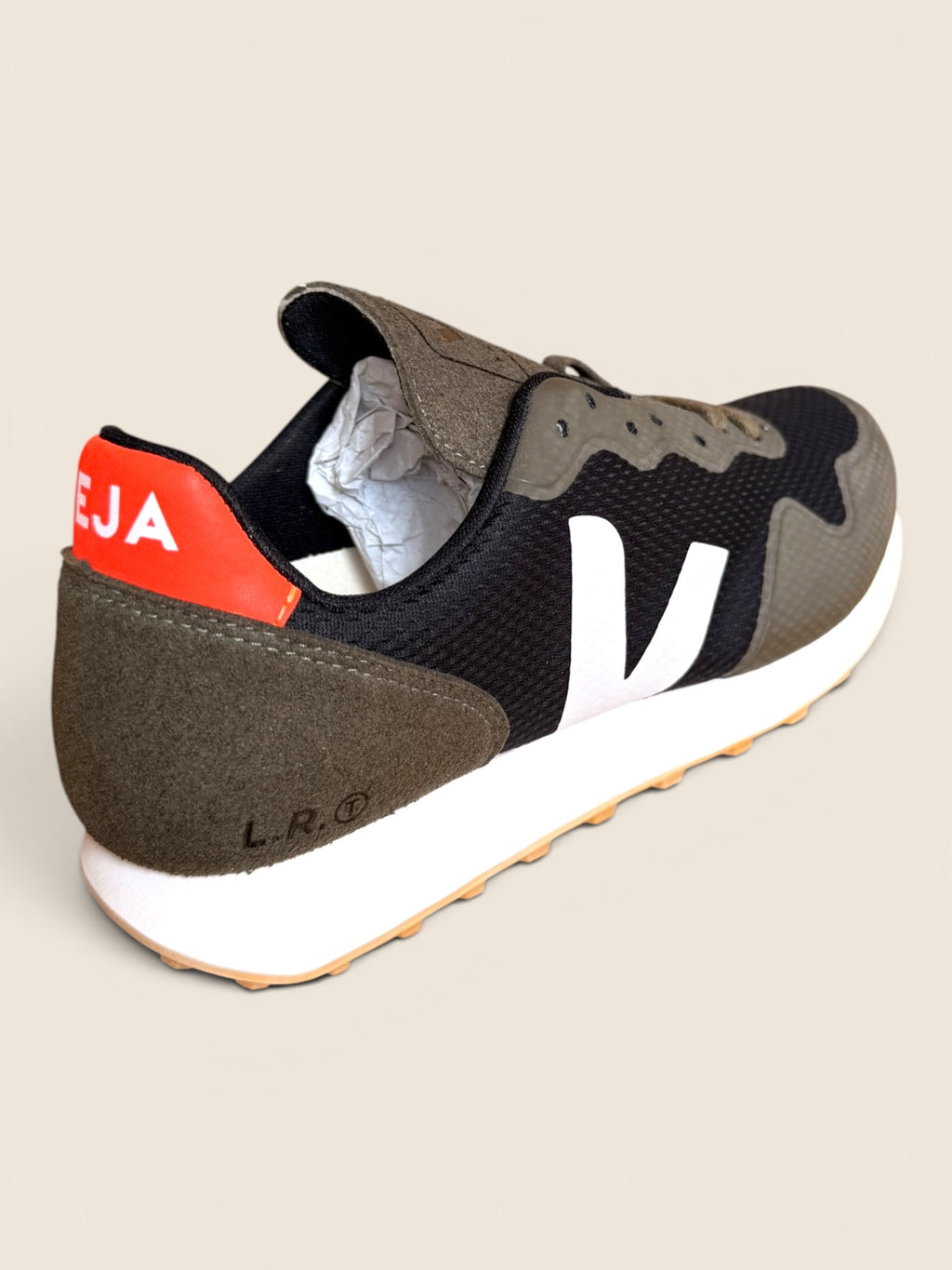 Veja Sneaker - Olive/Schwarz/Orange