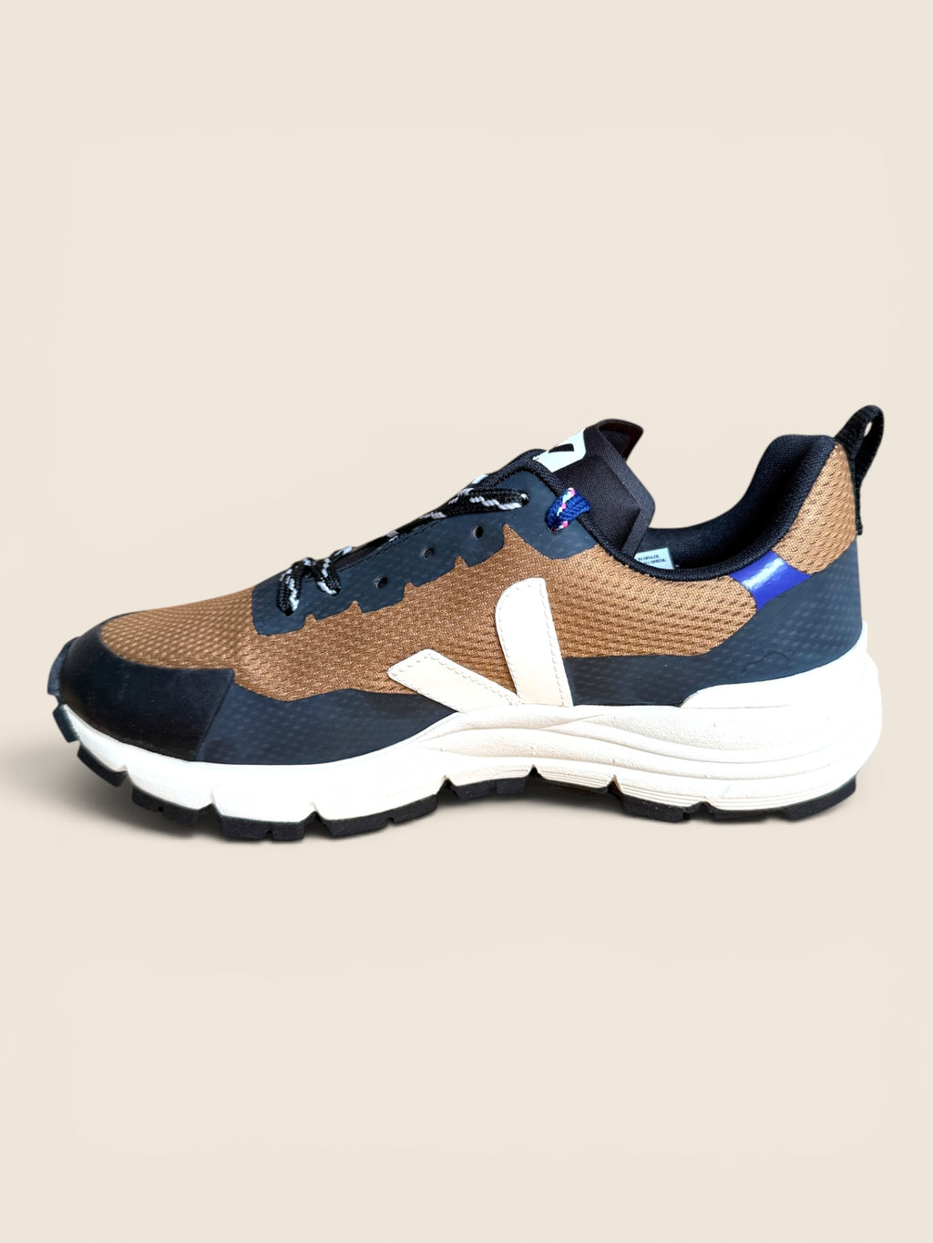 Veja Trekking Sneaker - Vibram Sohle