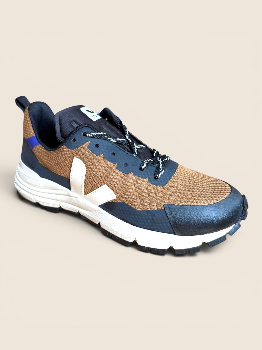 Veja Trekking Sneaker - Vibram Sohle