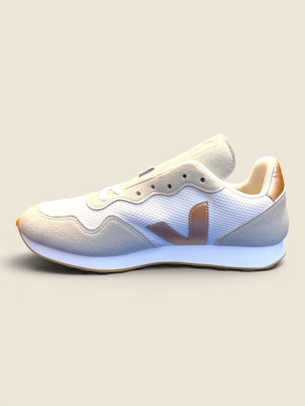 Veja Sneaker Beige/Gold/Weiß