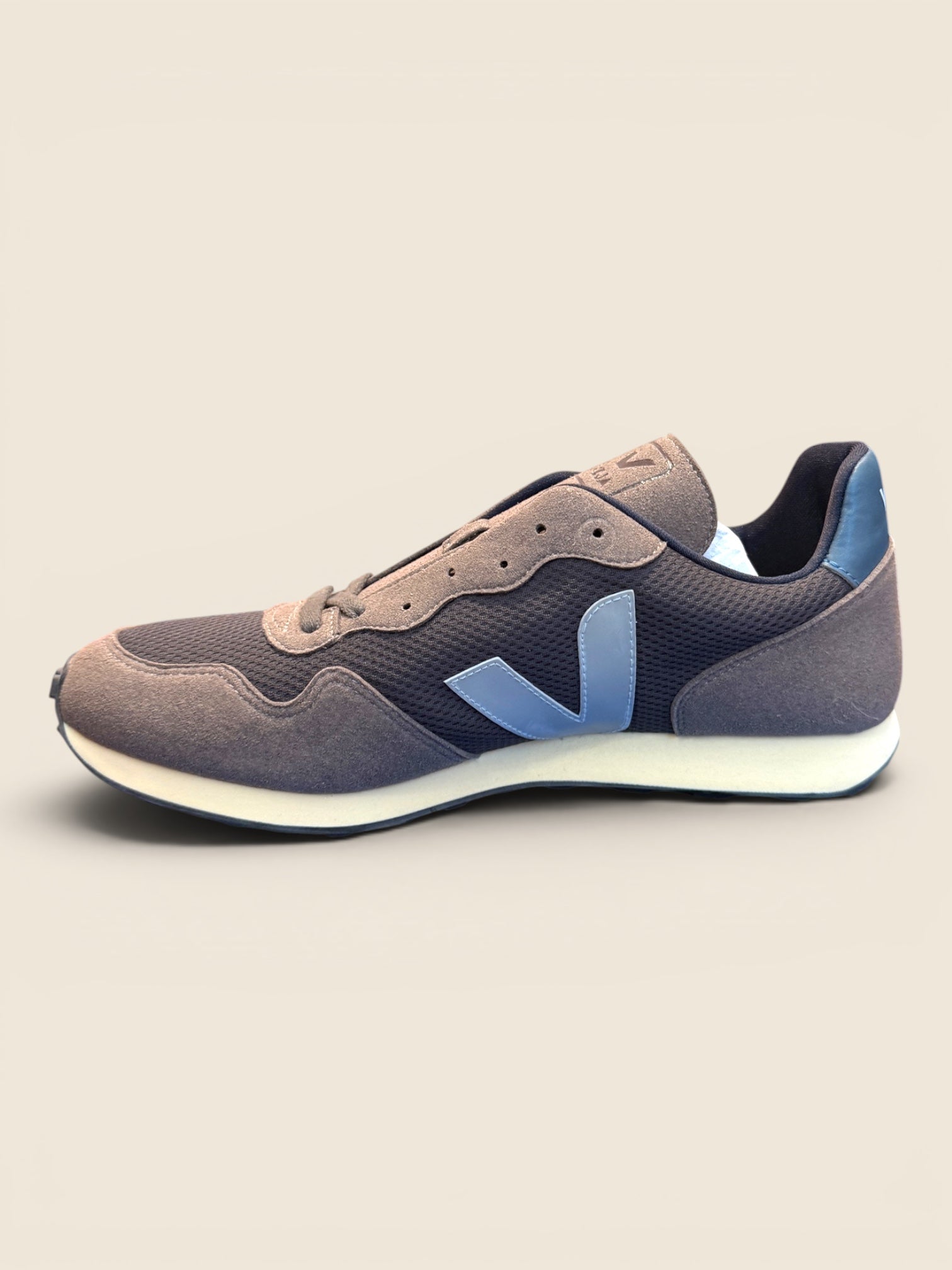 Veja Sneaker Braun/Grau