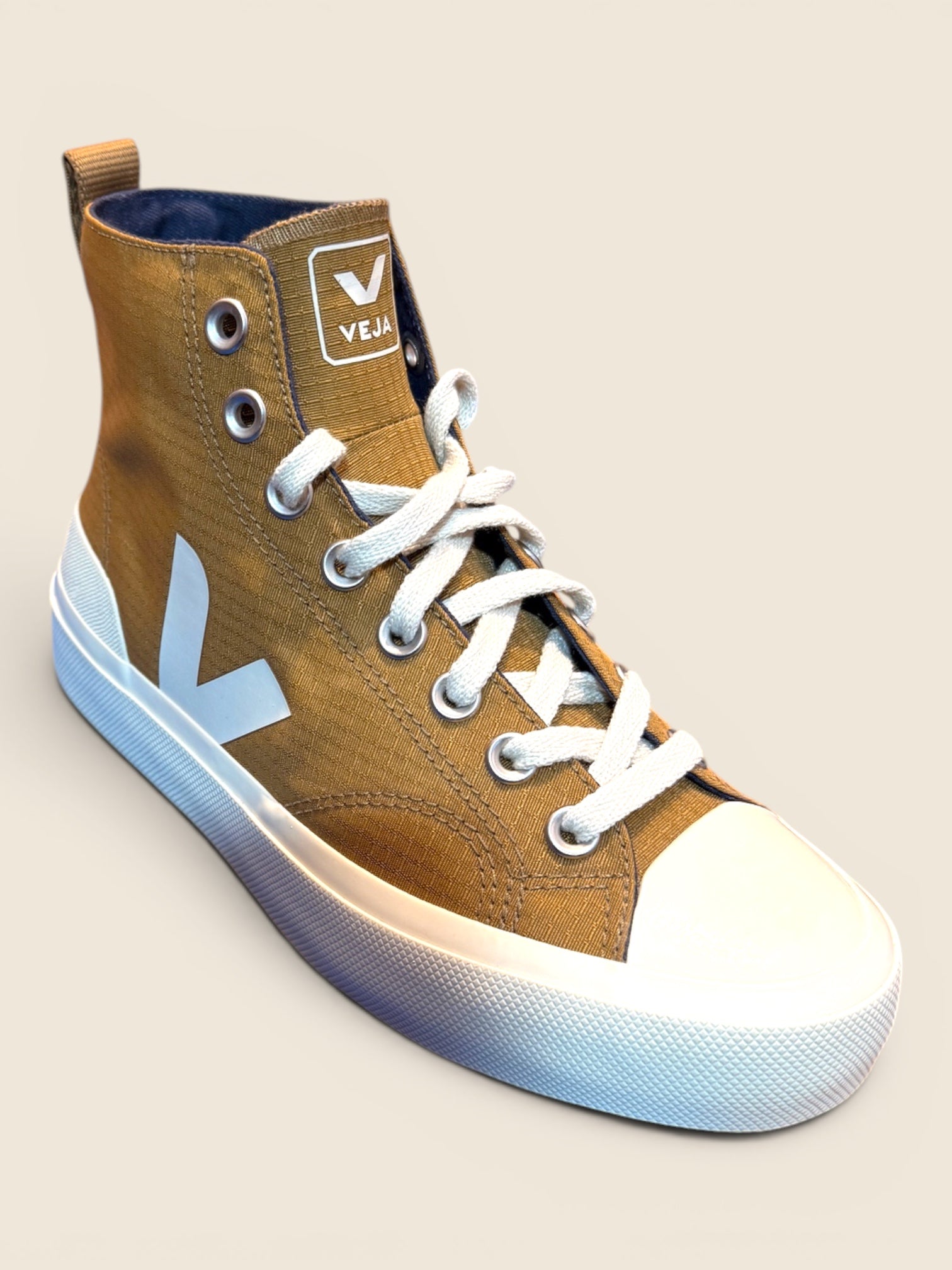 Veja Hight-Top Sneaker - Braun/Weiß