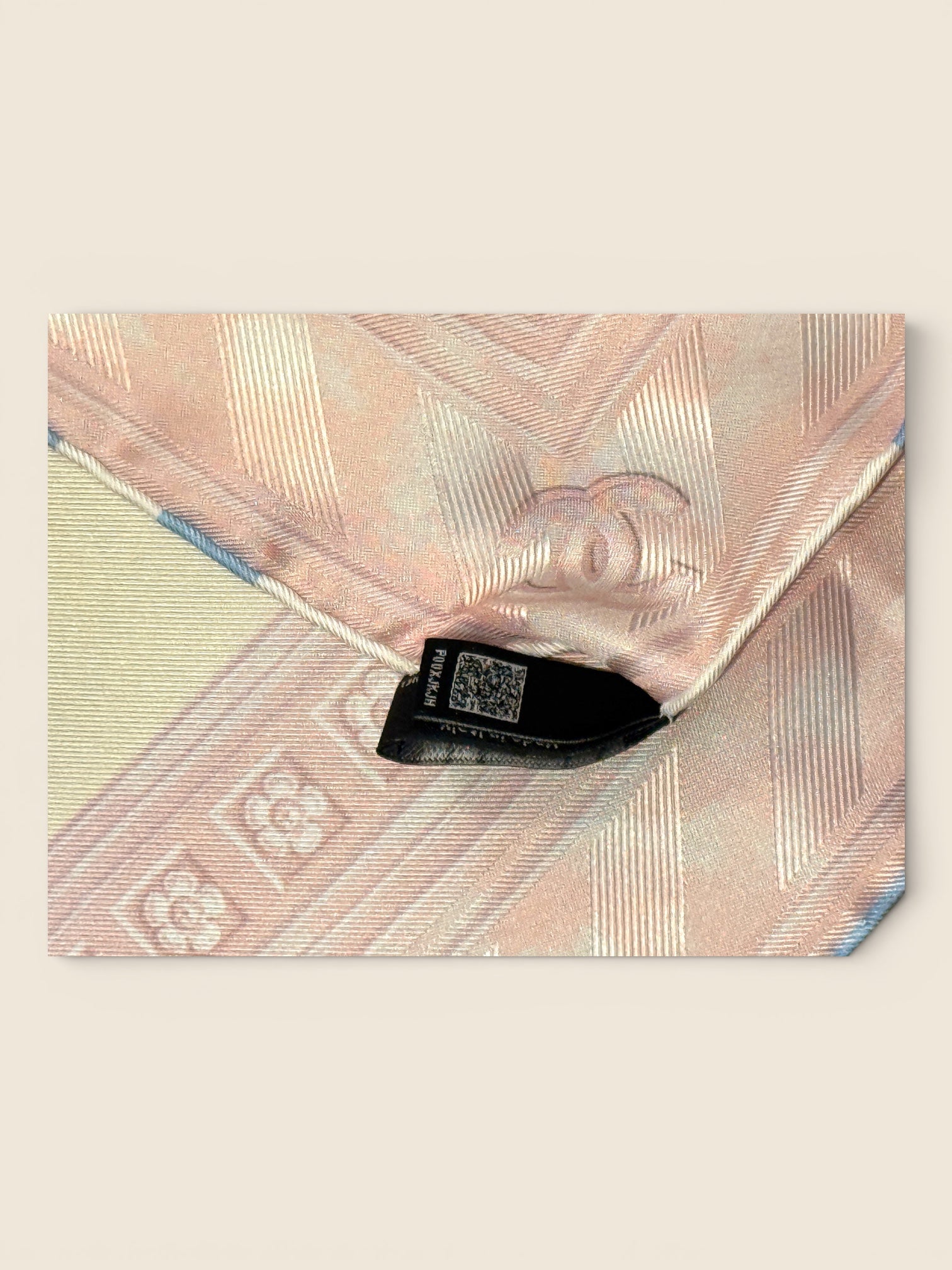 Chanel Seidentuch - Full Set - Rosé/Beige