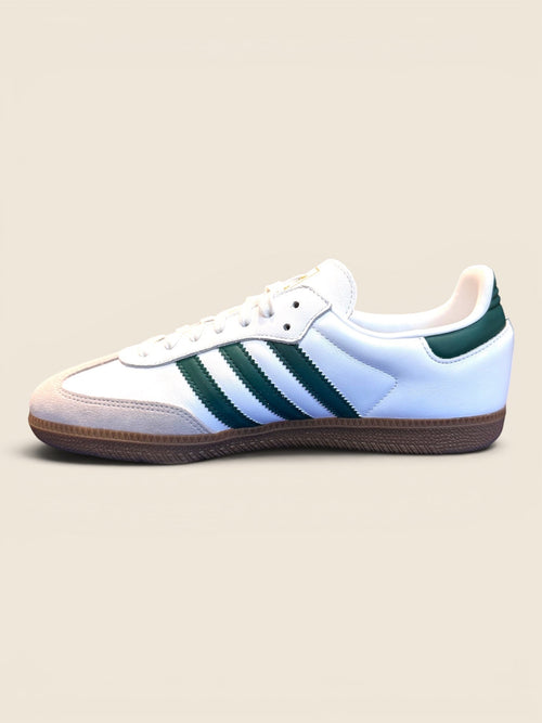 ViCo Unique Potsdam | Premium Secondhand Shop Adidas Samba OG Sneaker in Weiß mit grünen Streifen und Wildleder-Zehenkappe