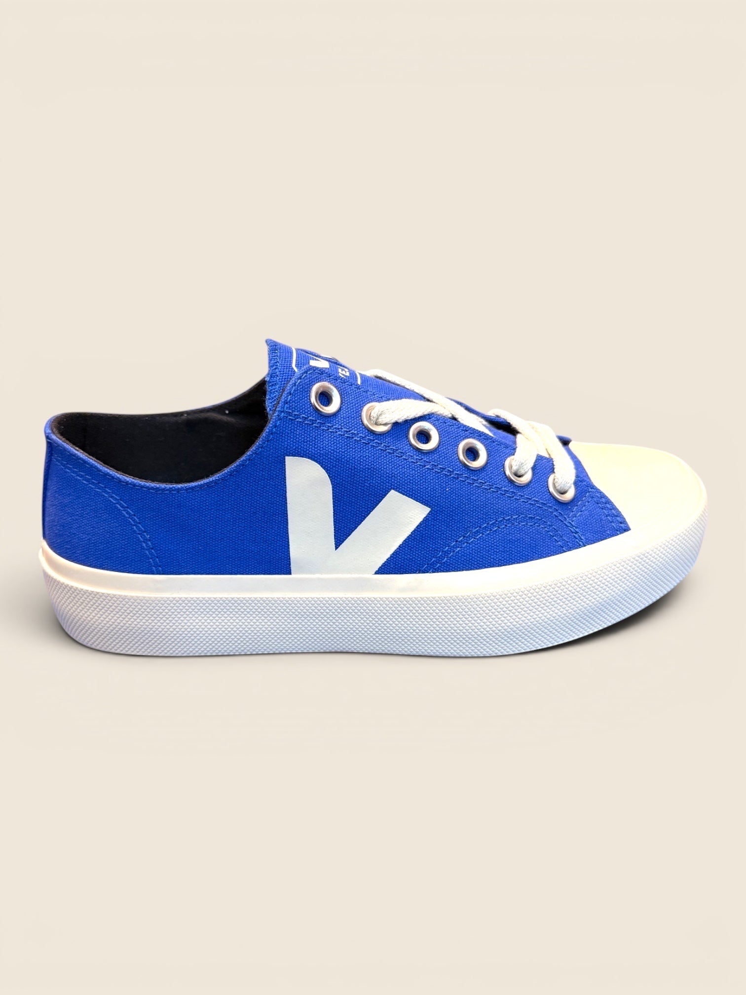 ViCo Unique Potsdam blaue Leinwand-Sneaker mit weißer Sohle und V-Logo